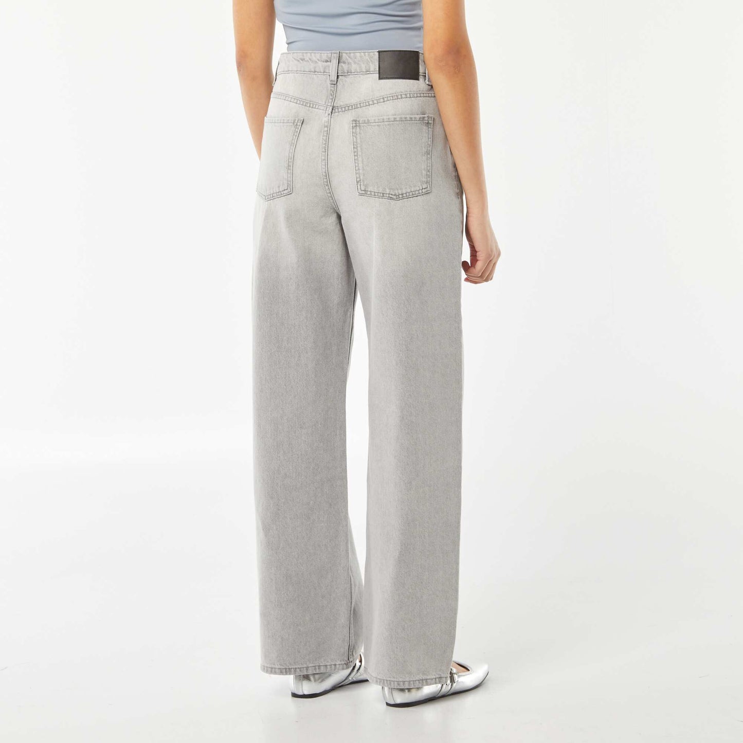Jean ancho GRIS