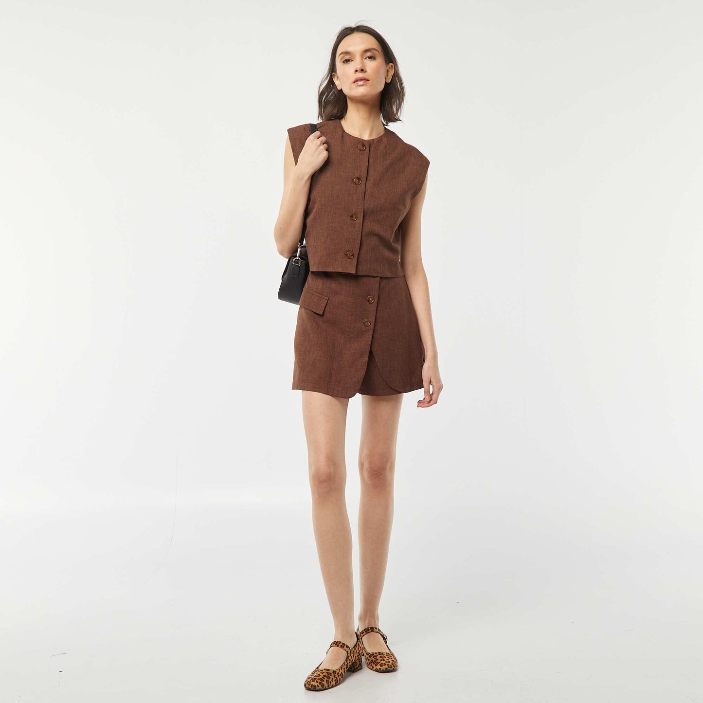 Chaleco liso MARRON