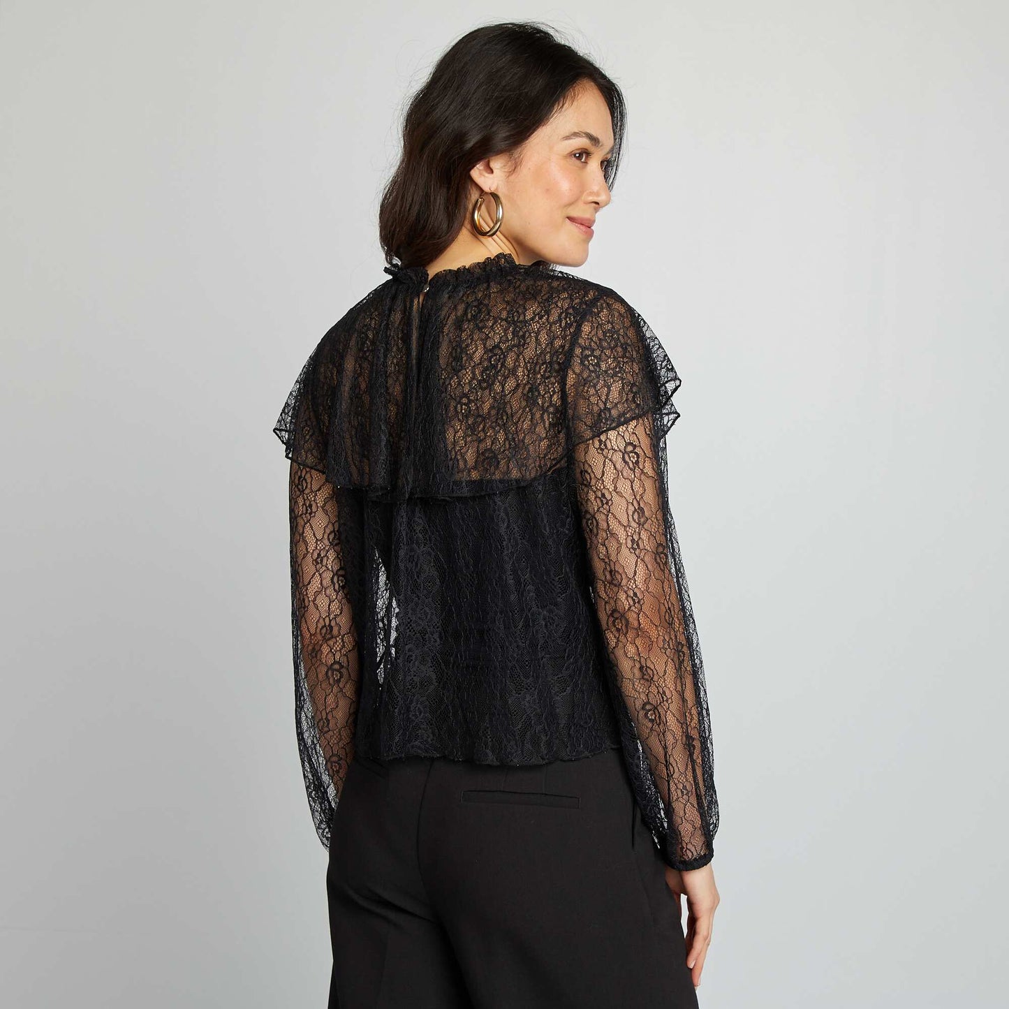 Blusa de encaje con volantes NEGRO