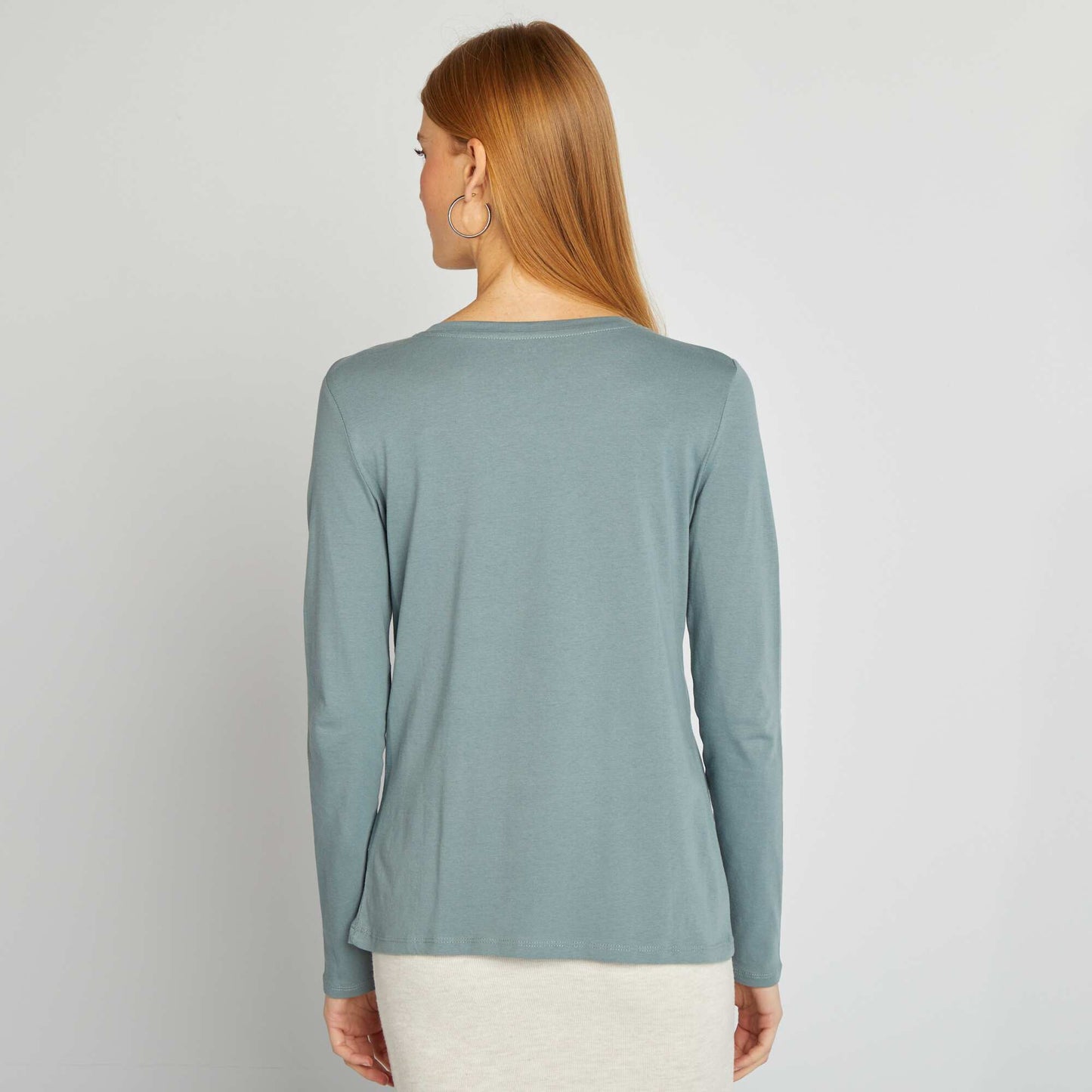 Camiseta con cuello de pico AZUL