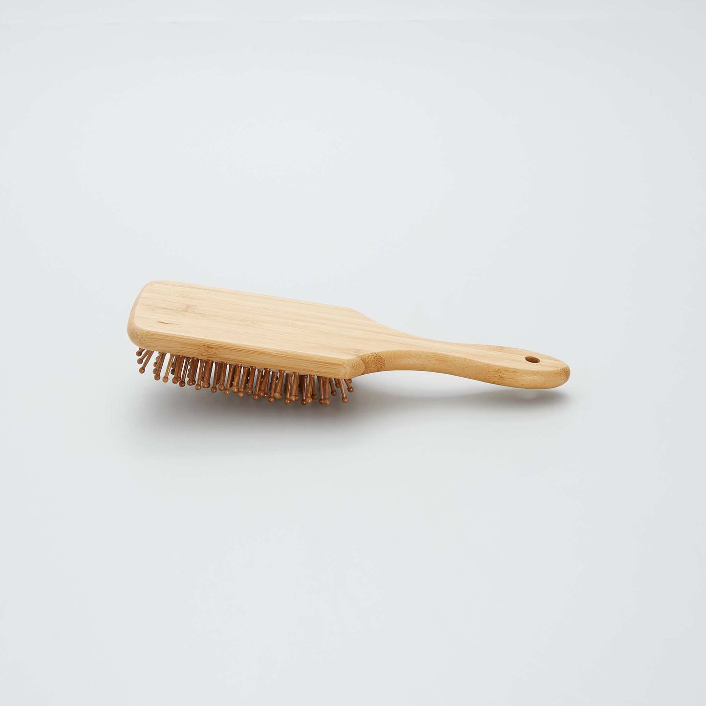 Cepillo con púas de madera BEIGE