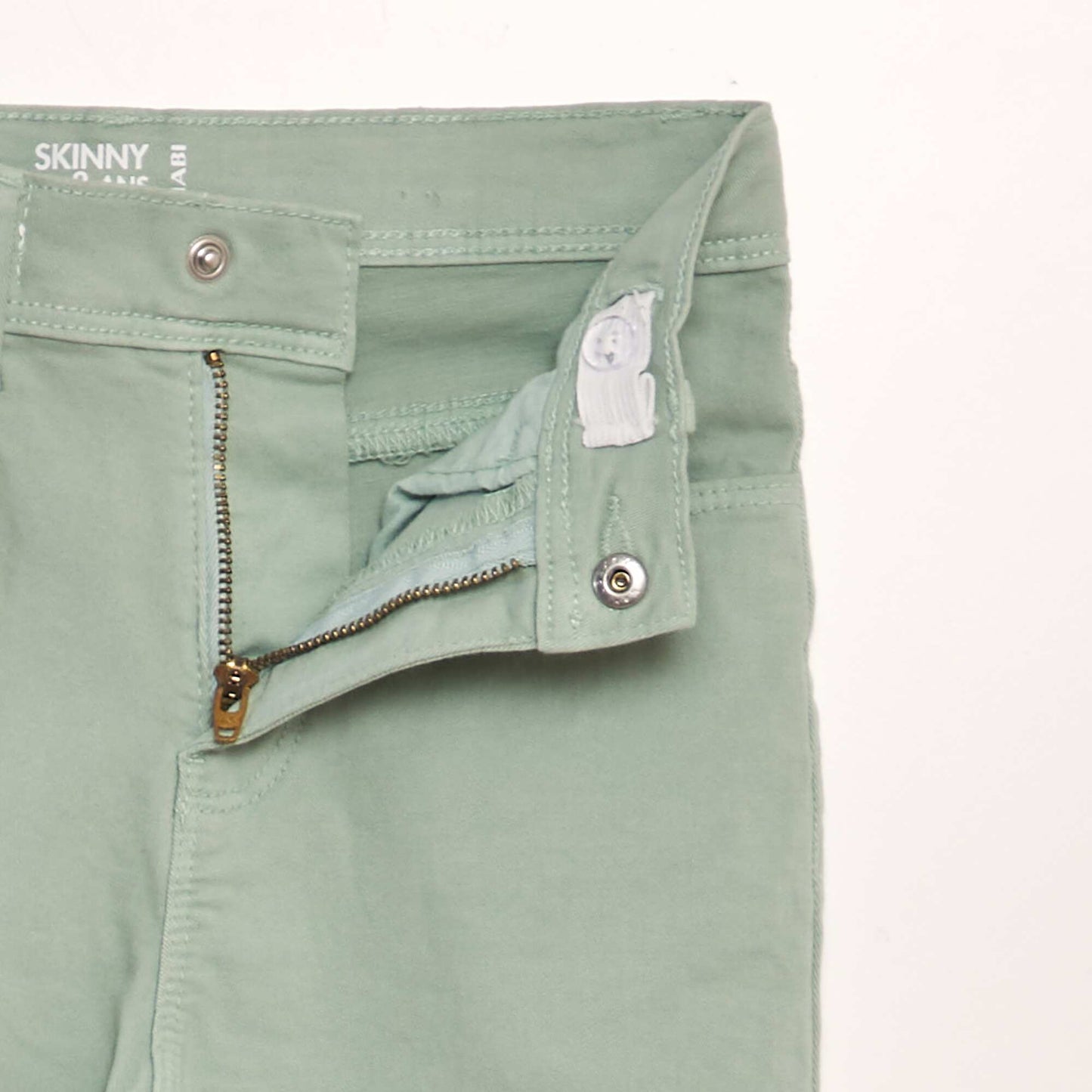 jeans pitillo de 5 bolsillos VERDE