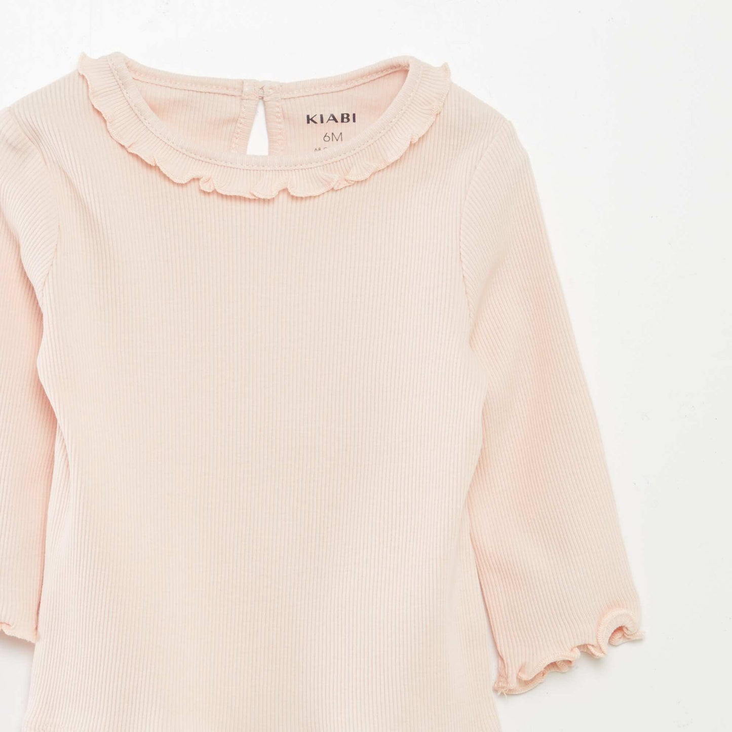 Camiseta de punto de canalé con volante en el cuello ROSA