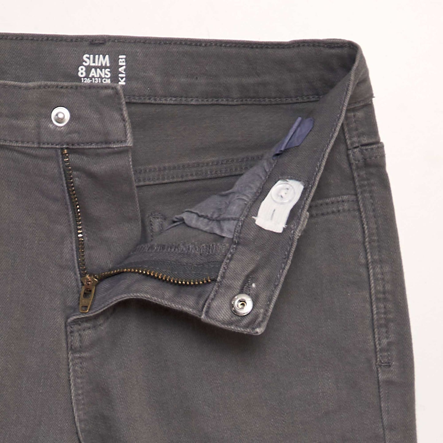 Jean slim con 5 bolsillos GRIS