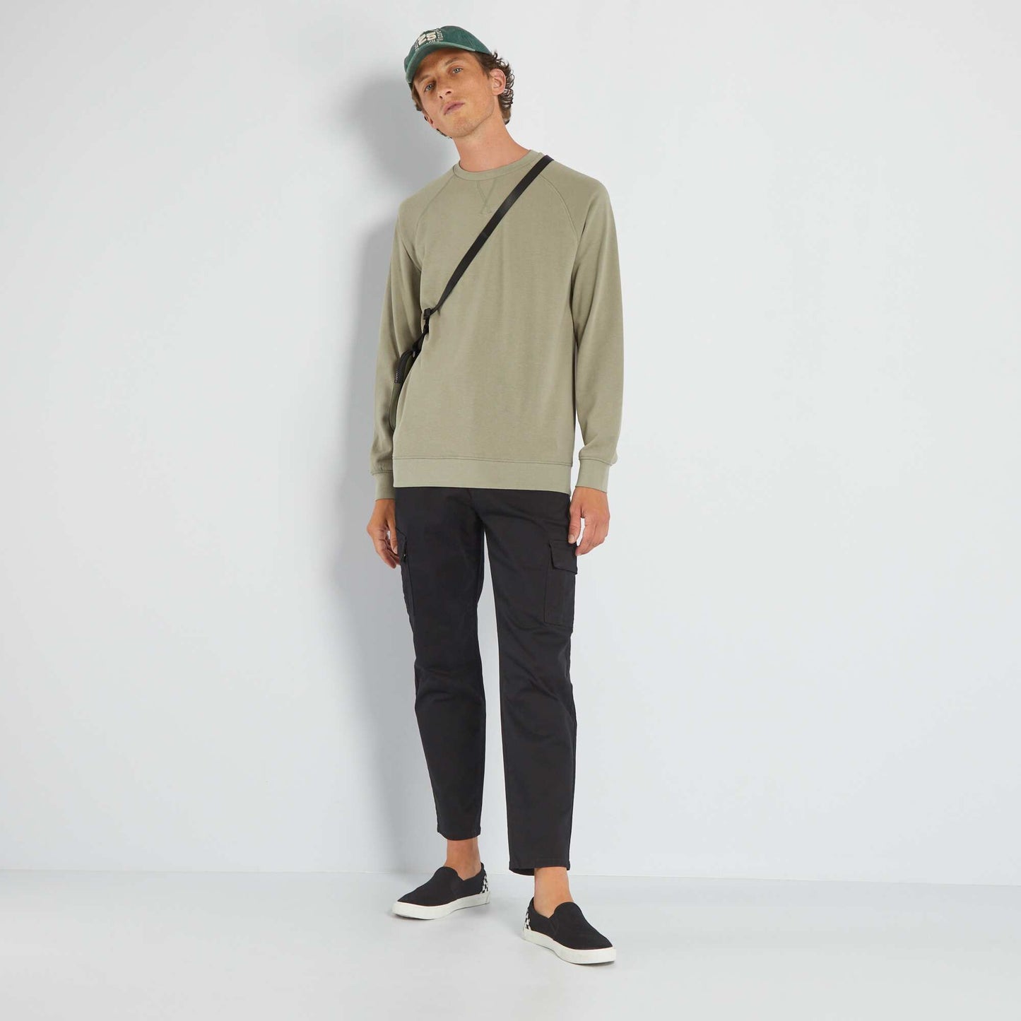 Pantalon con bolsillos negro