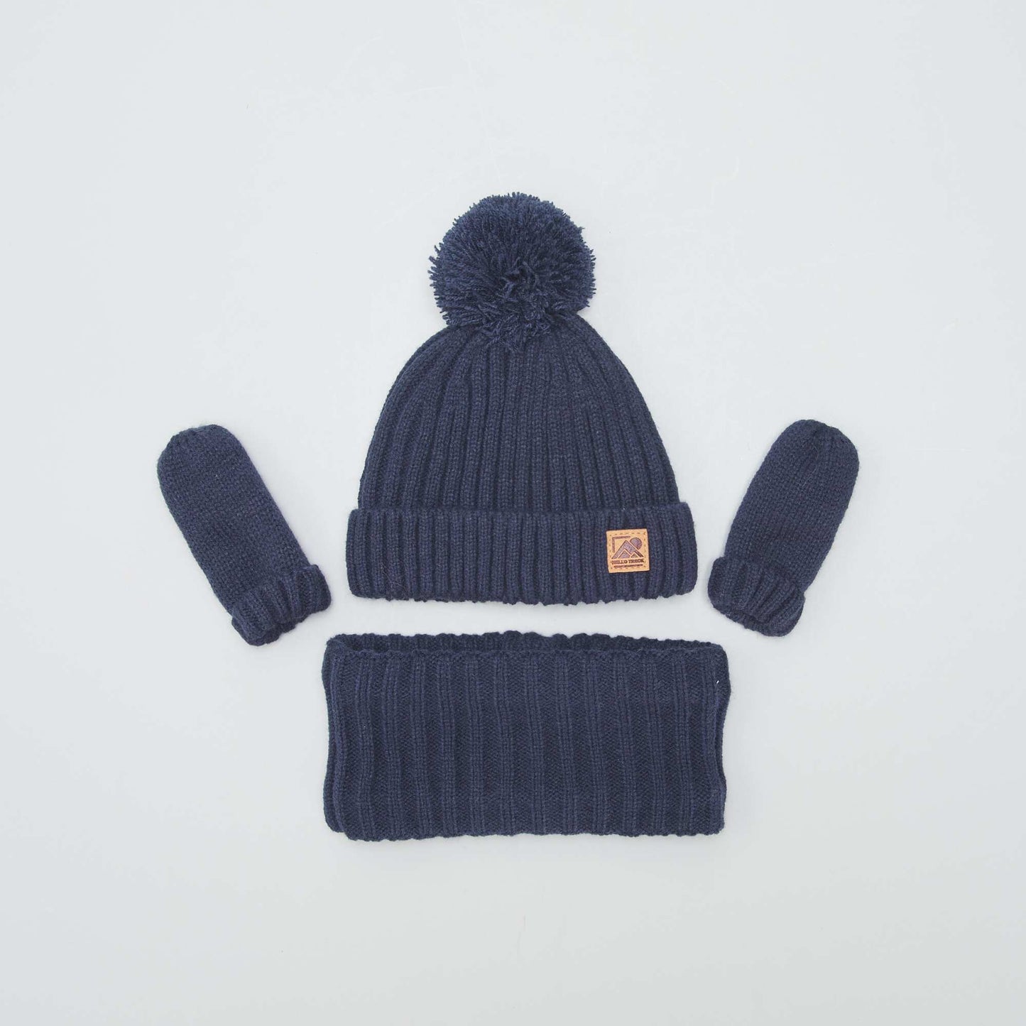 Conjunto de gorro braga y manoplas NEGRO
