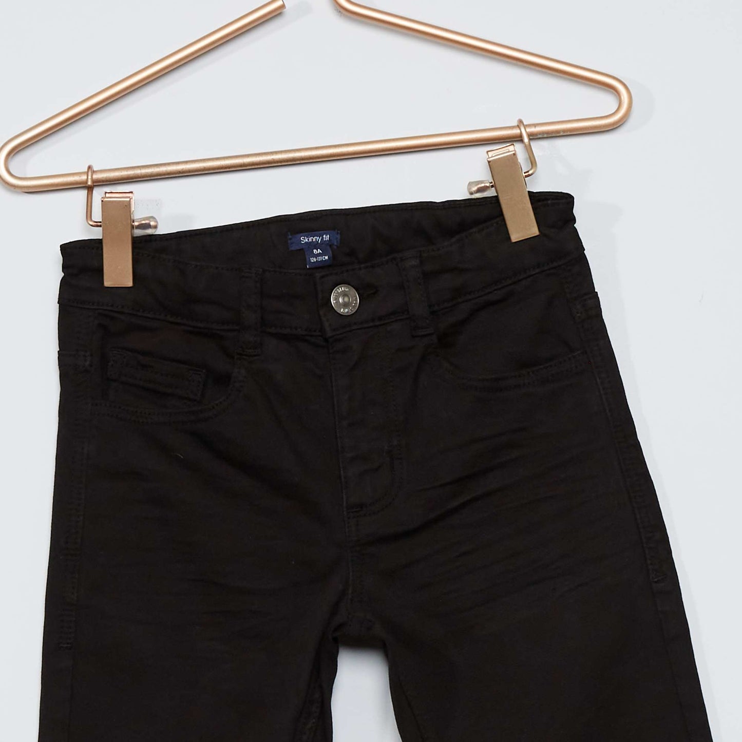 Pantalon skinny con cinco bolsillos negro
