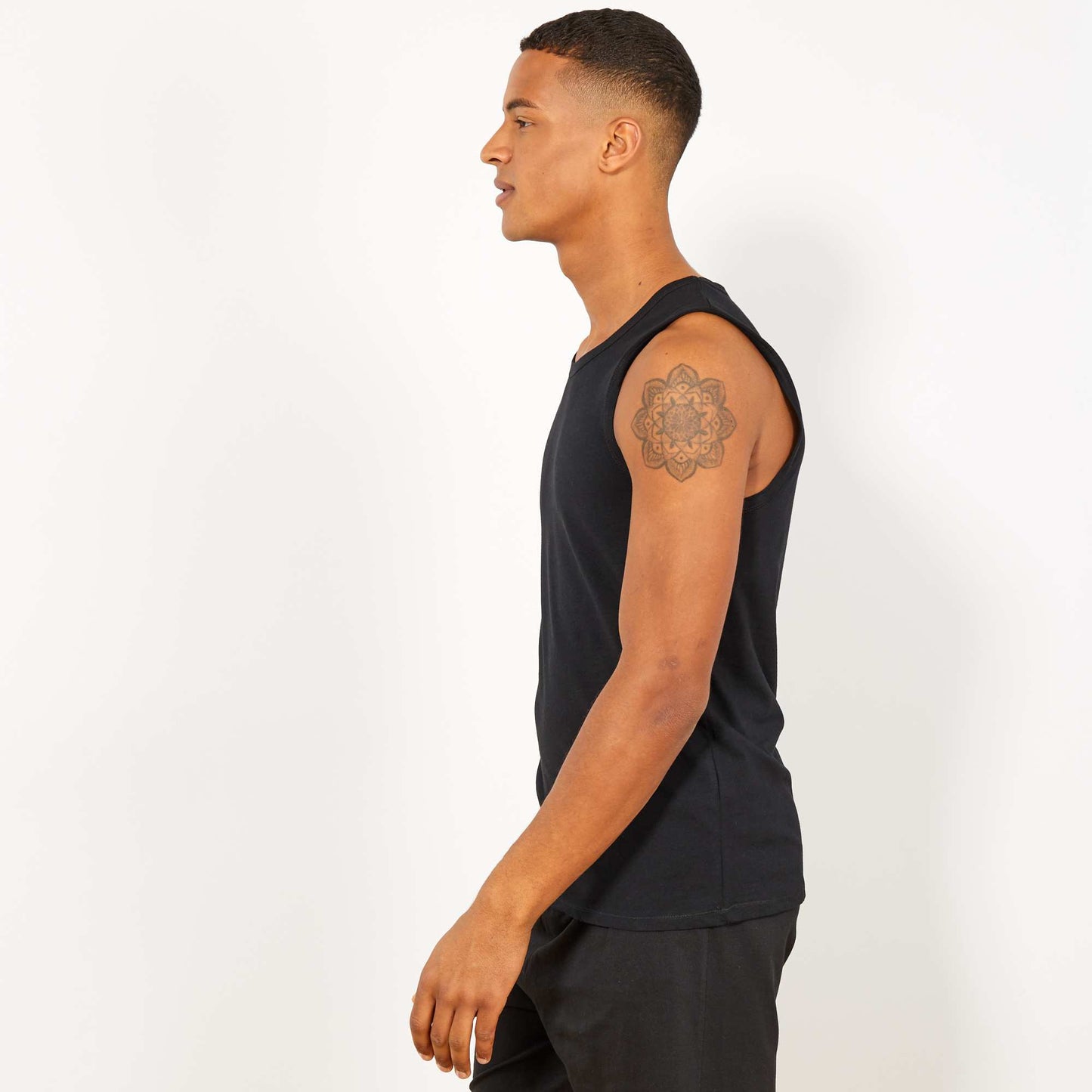 Camiseta de pijama lisa de tirantes Negro