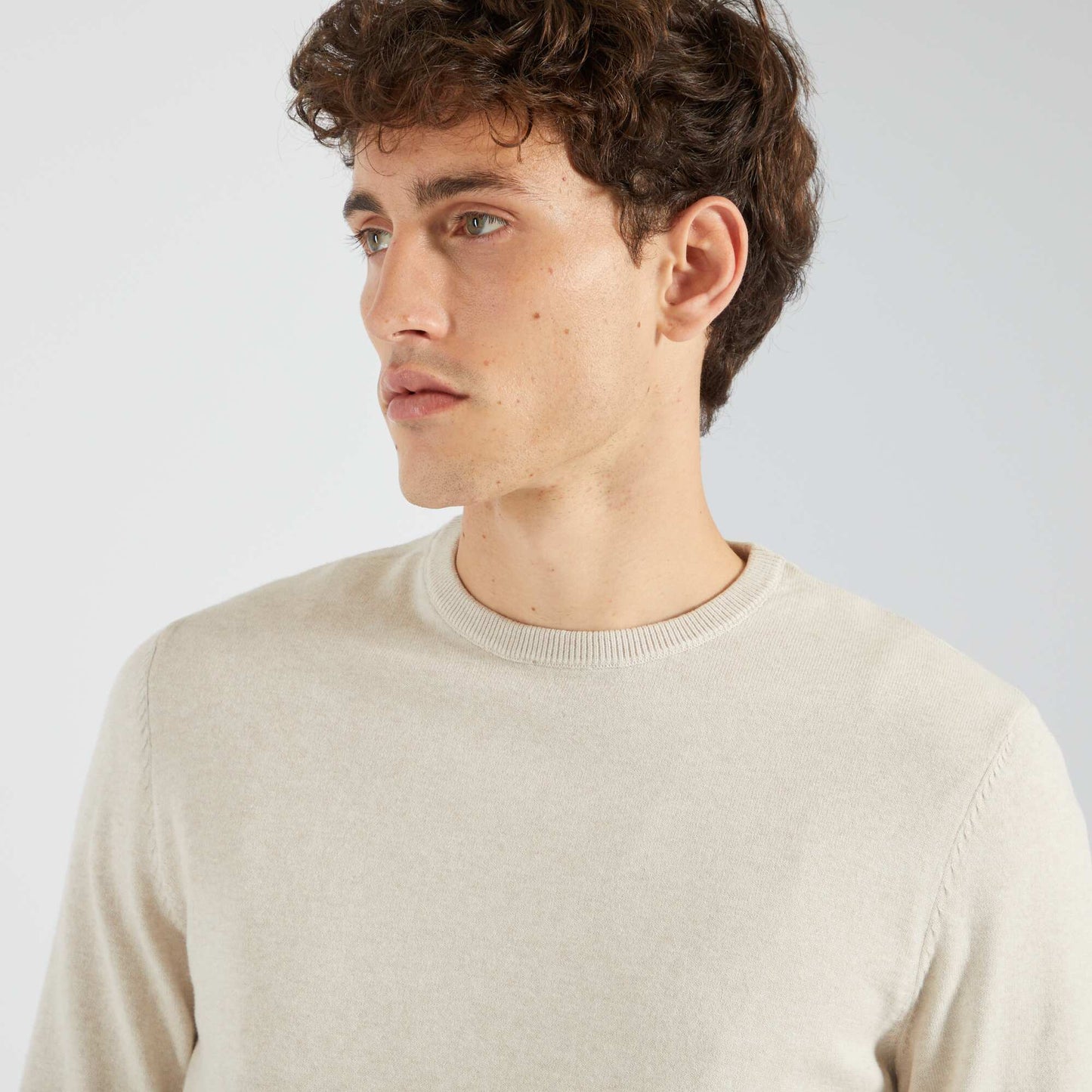Sweater con cuello redondo BEIGE CLARO