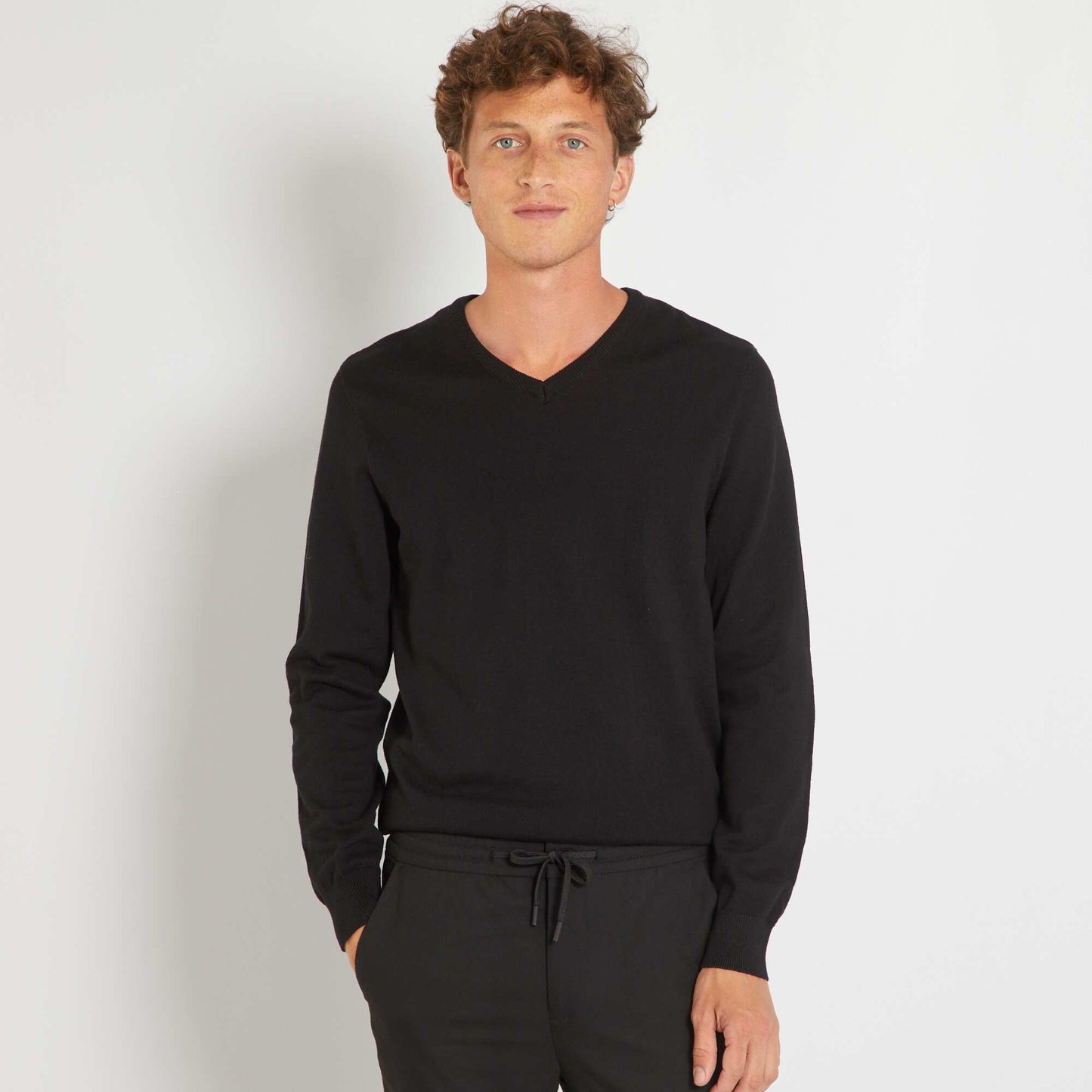 Sweater b sico de punto liso negro
