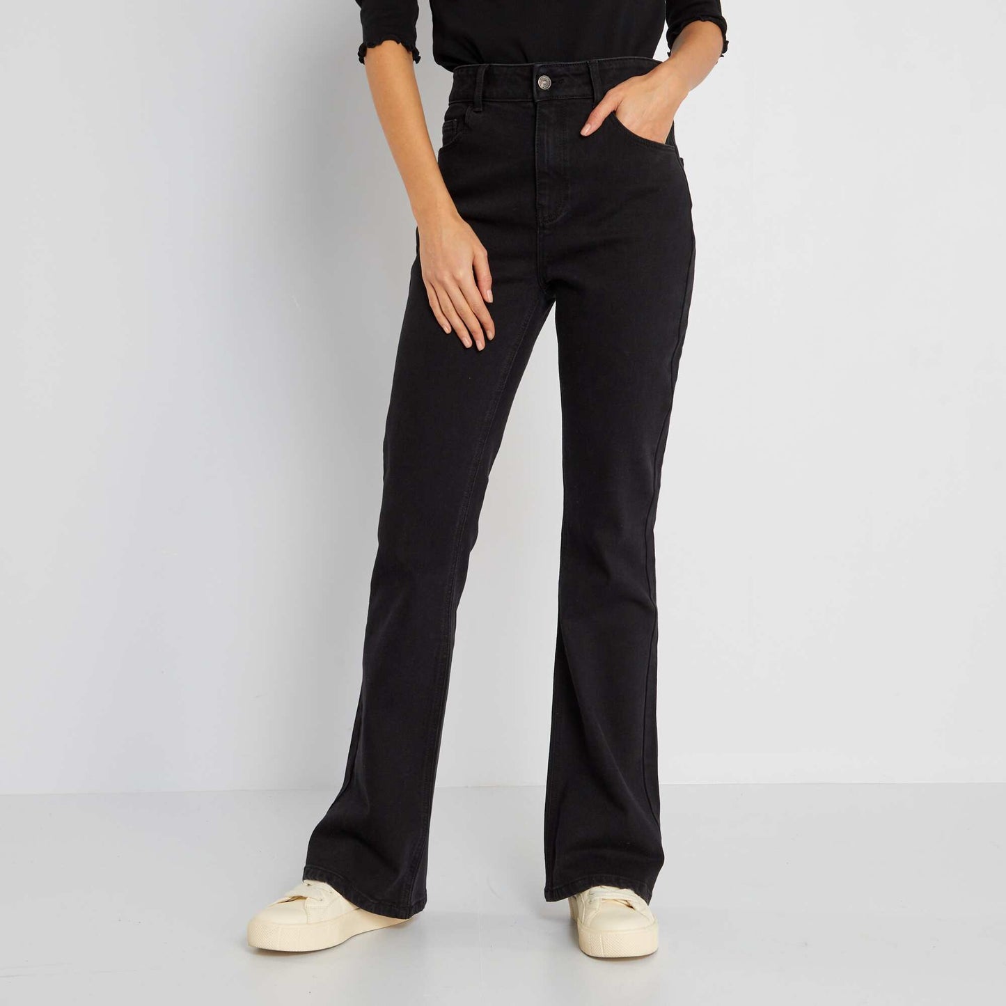 Jean flare - L30 NEGRO
