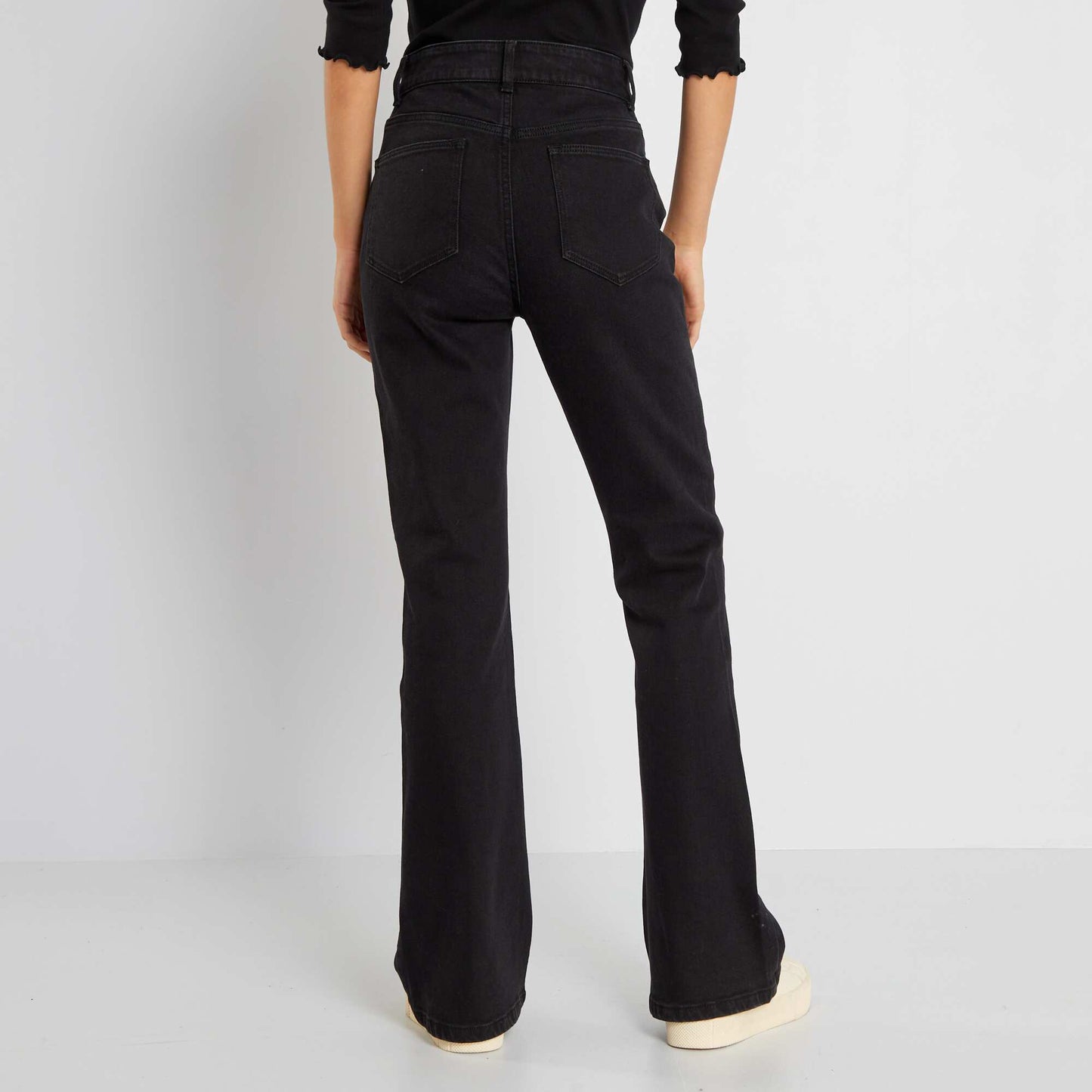 Jean flare - L30 NEGRO