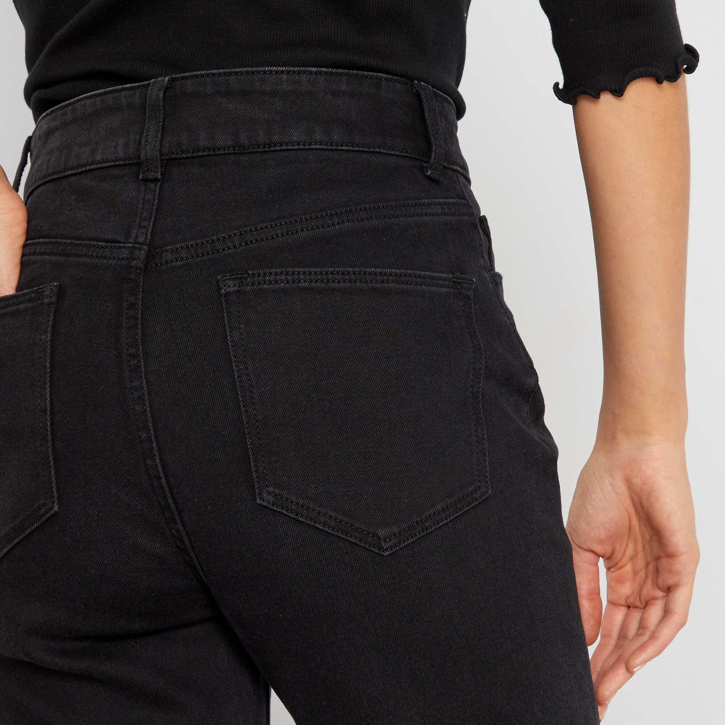 Jean flare - L30 NEGRO