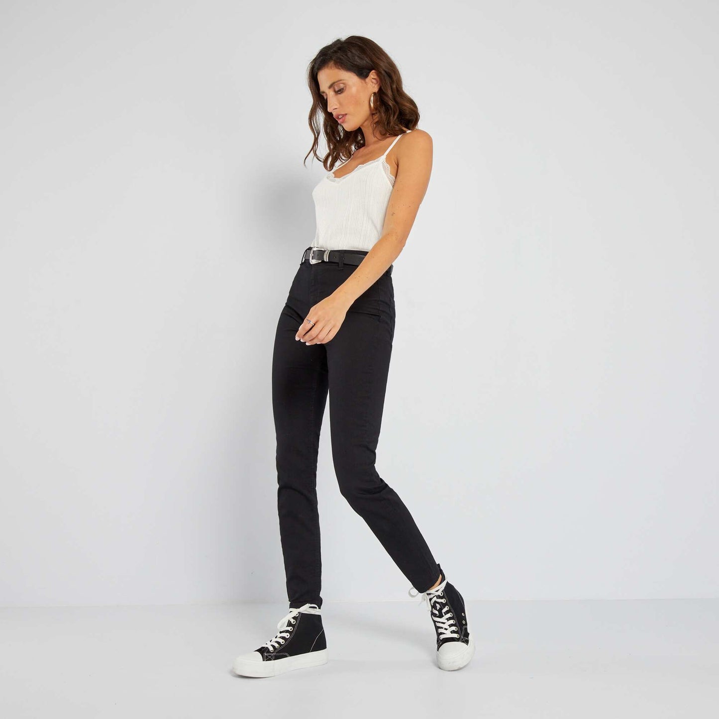 Corte muy entallado/jeans skinny fit negro