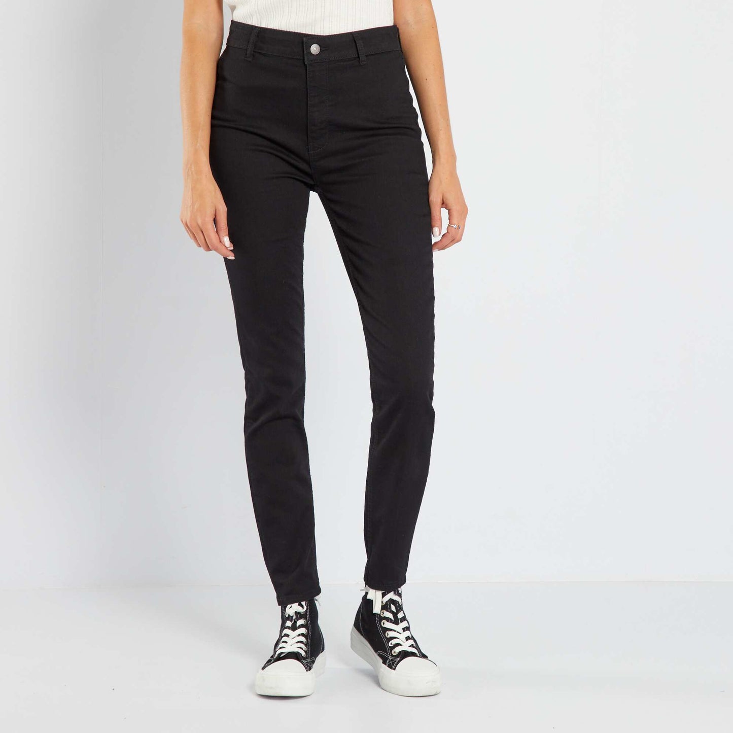 Corte muy entallado/jeans skinny fit negro