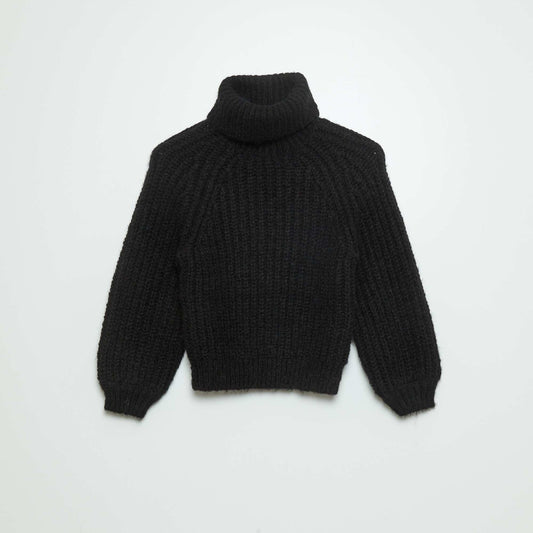 Sweater de punto grueso negro