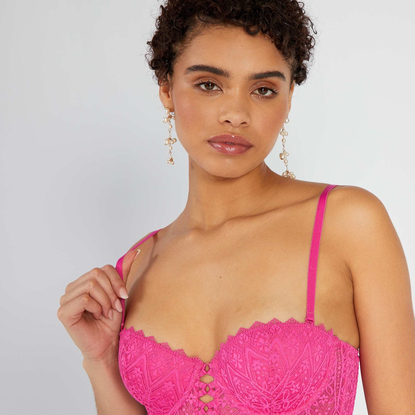 Sujetador bustier de encaje ROSA