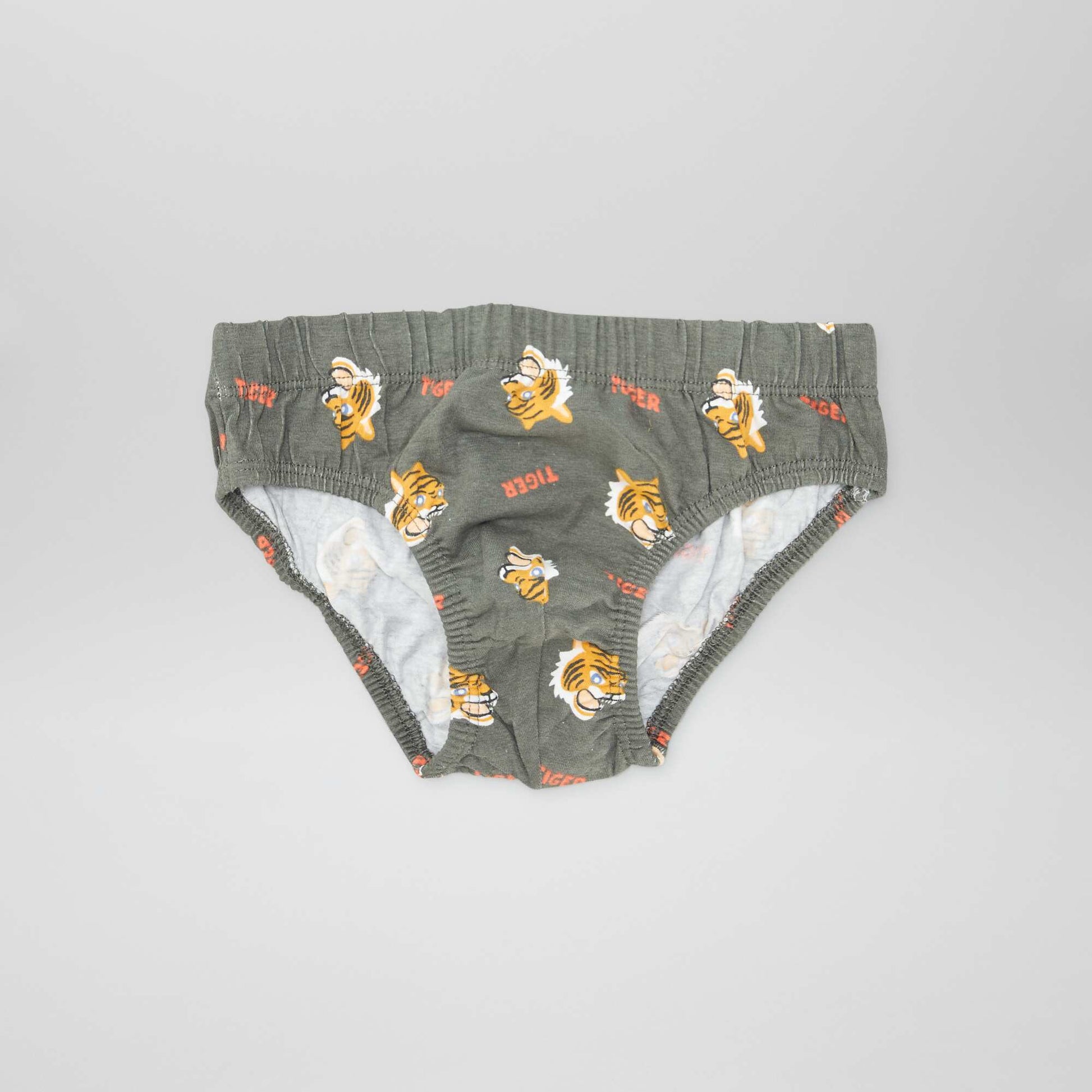 AZI87_3_ZC8