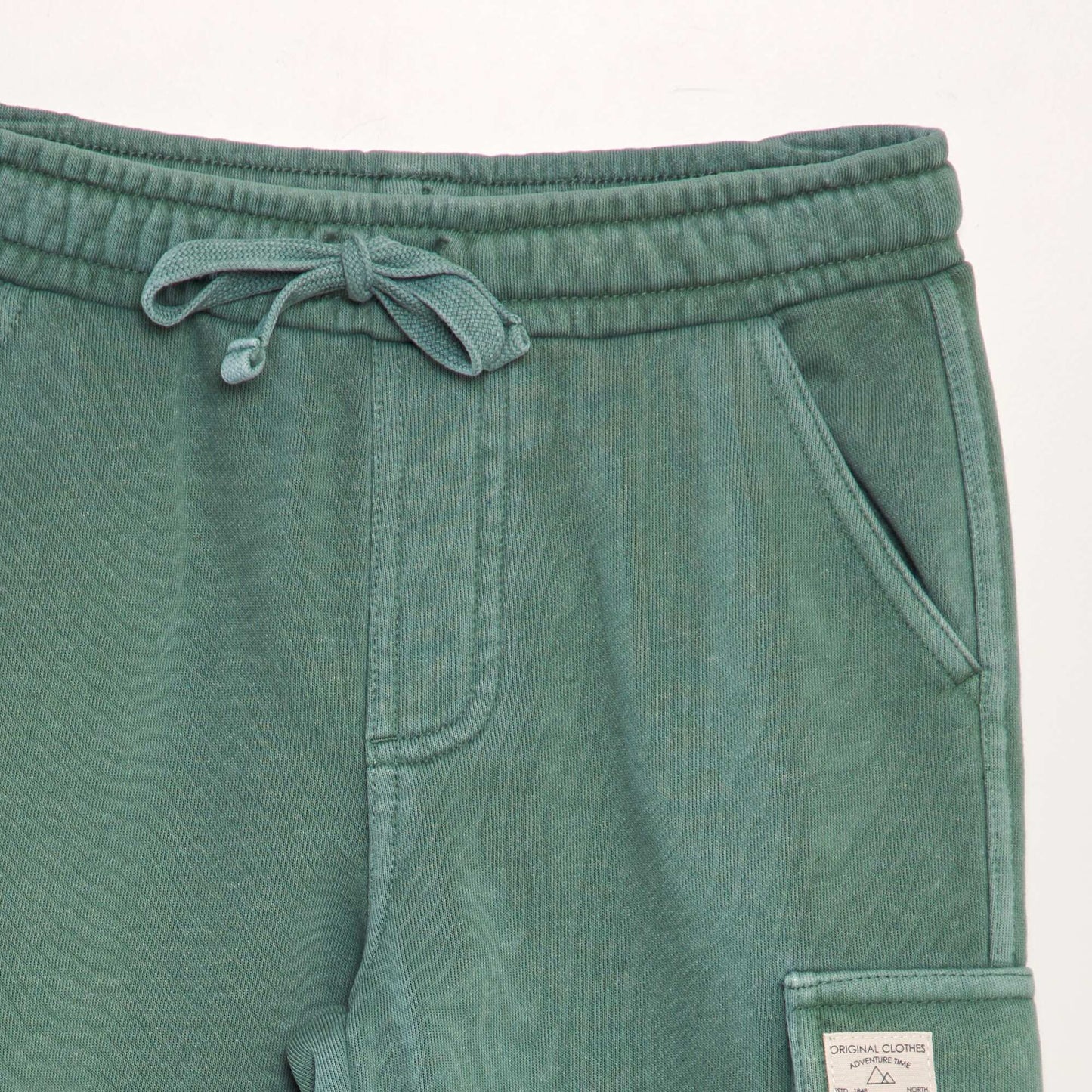 Bermudas con bolsillos en los laterales VERDE