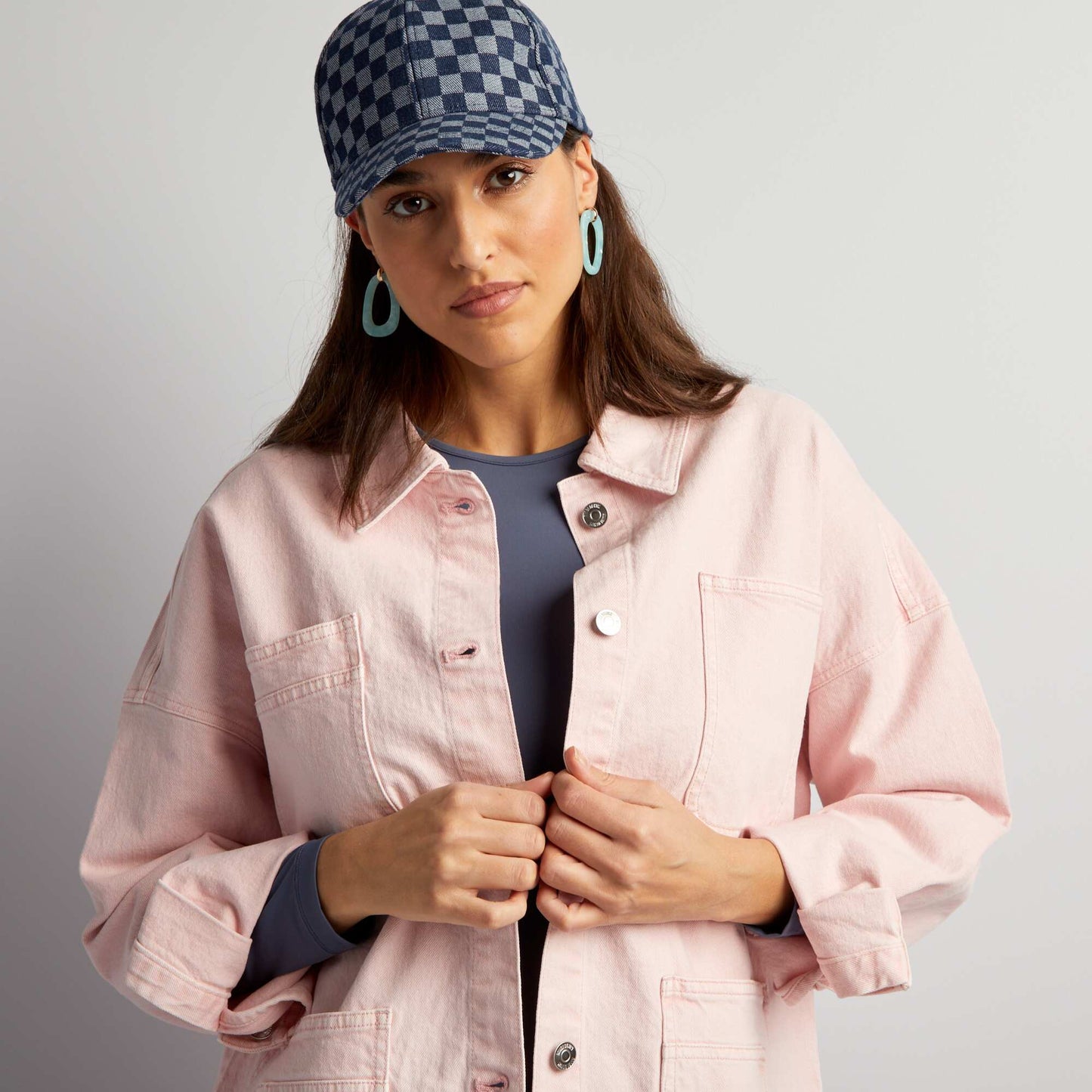 Chaqueta vaquera con bolsillos ROSA