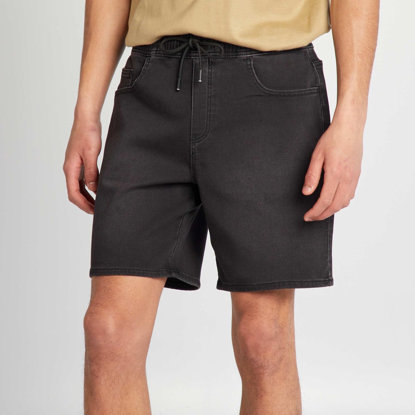 Bermudas vaqueras con cintura elástica NEGRO