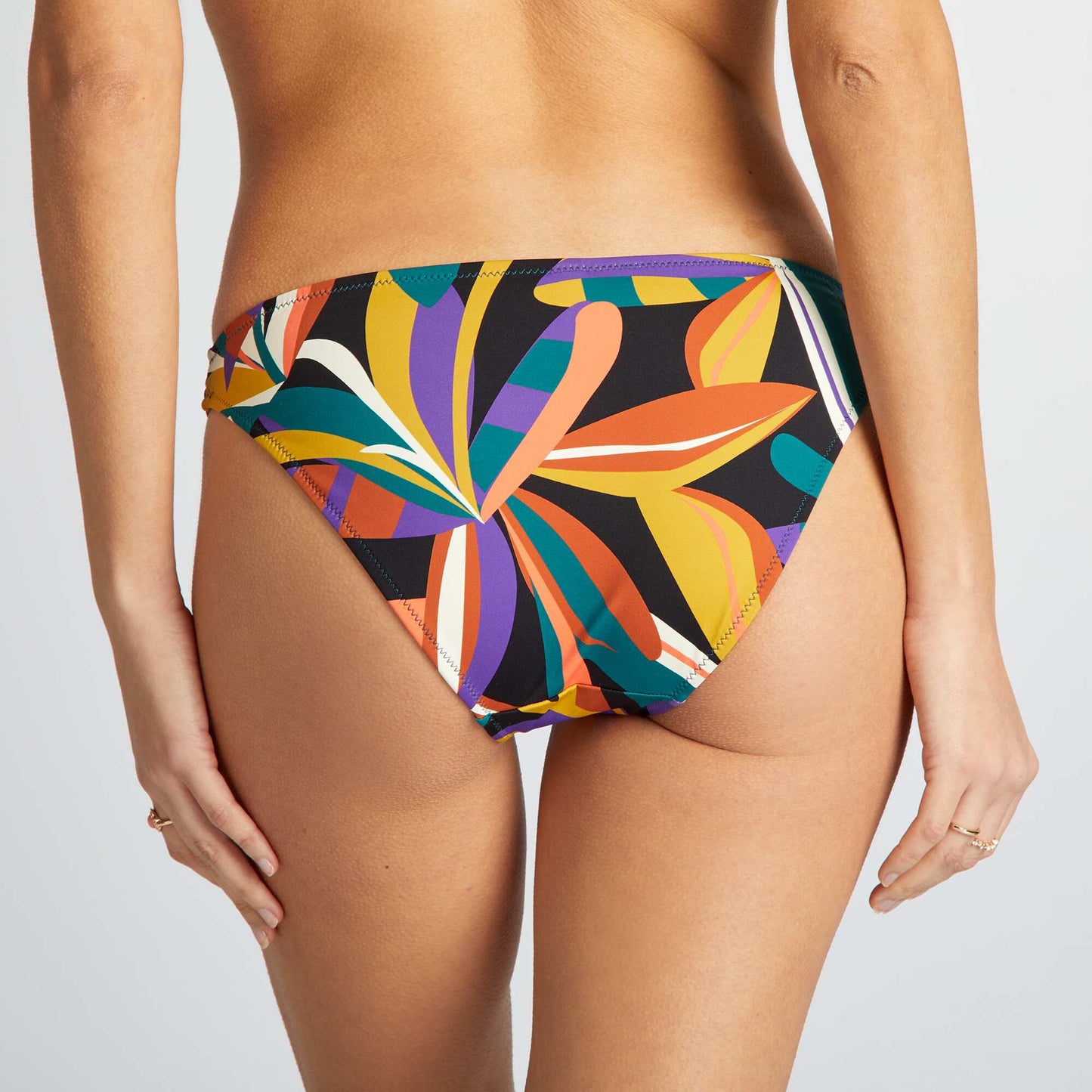 Braguita de bikini estampada colorblock NEGRO