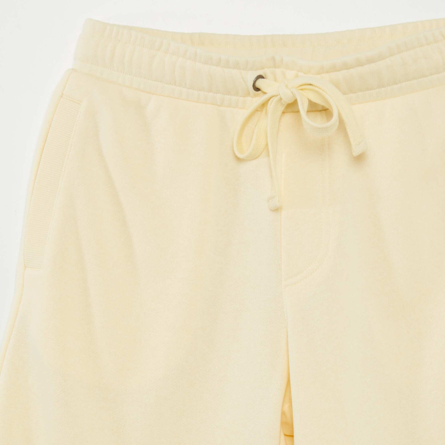 Pantalón corto ligero de chándal liso AMARILLO