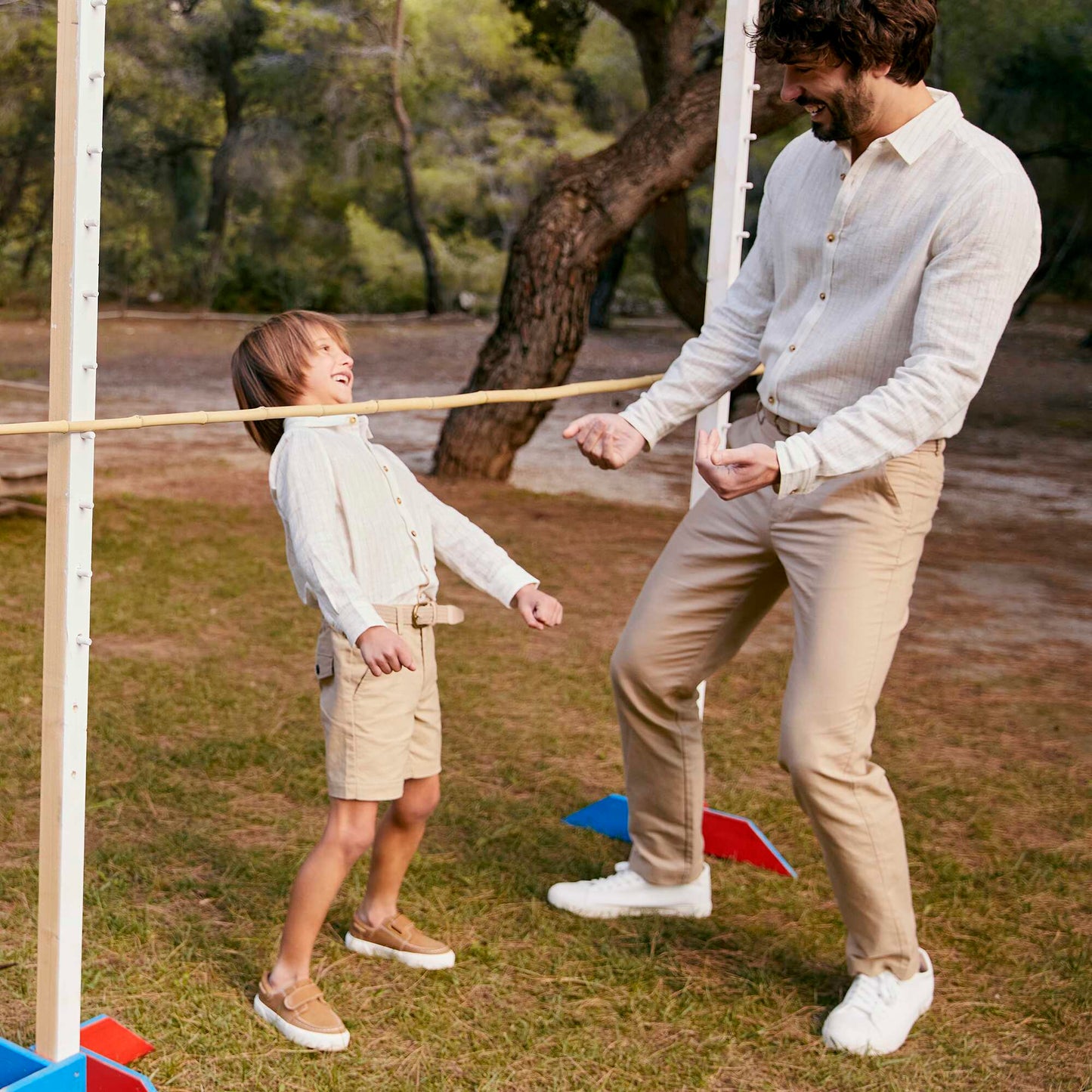 Bermudas tipo chino rectas BEIGE