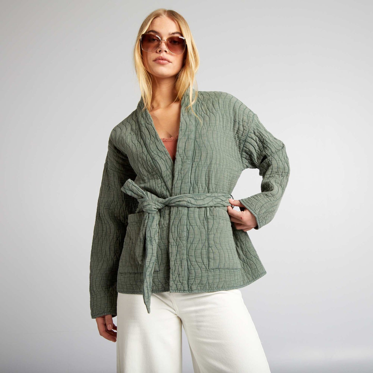 Chaqueta kimono acolchada con cinturón VERDE