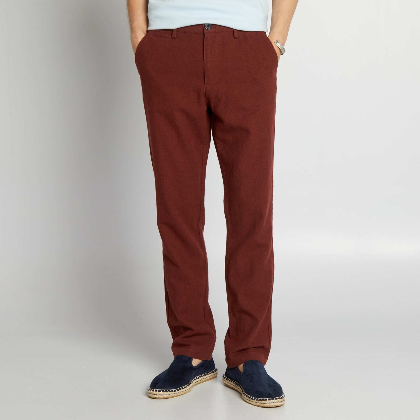 Pantalón chino de lino MARRON