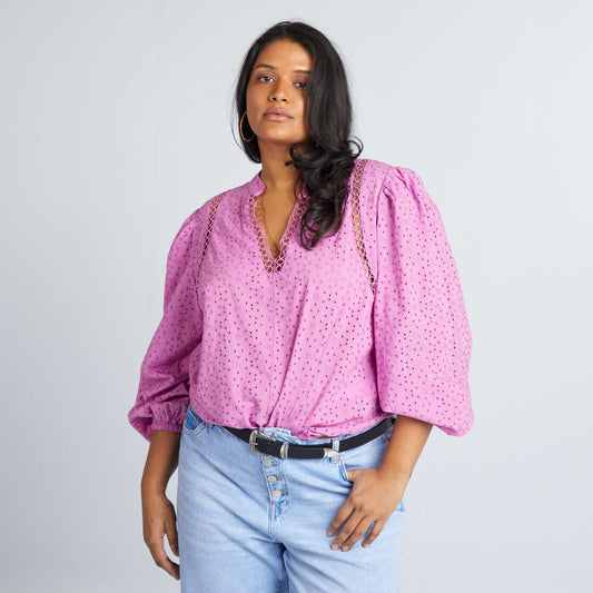 Blusa con bordado inglés ROSA