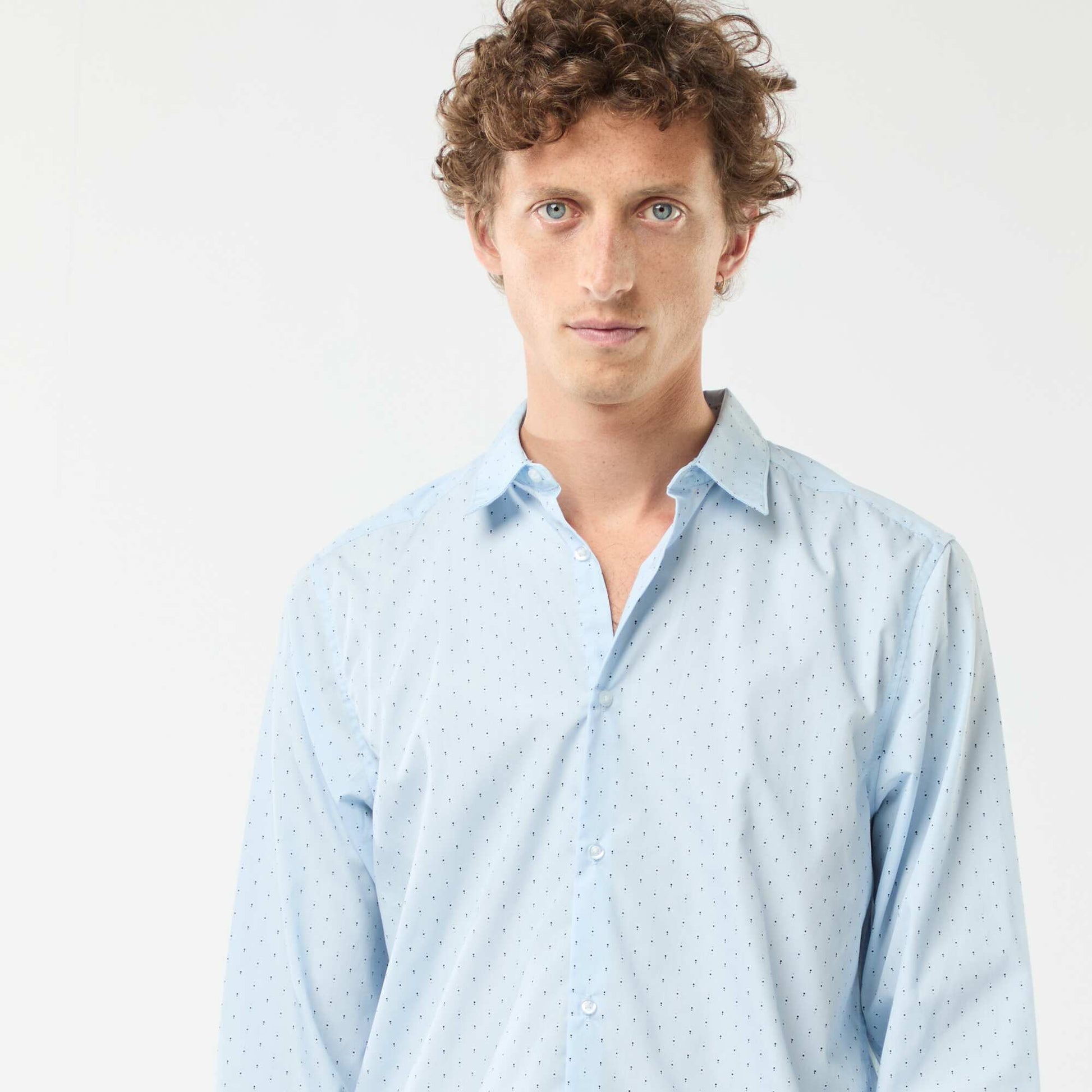 Camisa regular de lunares AZUL