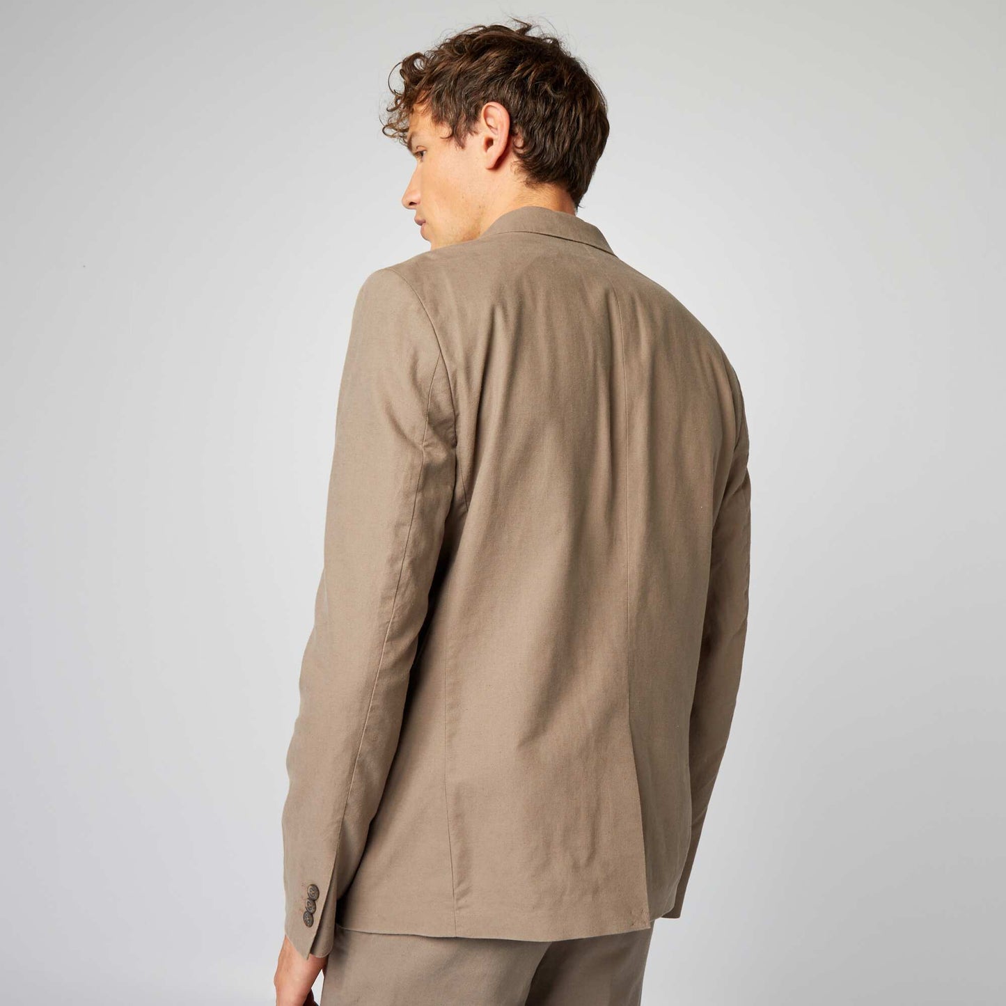 Chaqueta slim de mezcla de lino BEIGE