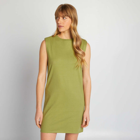 Vestido corto con hombreras VERDE