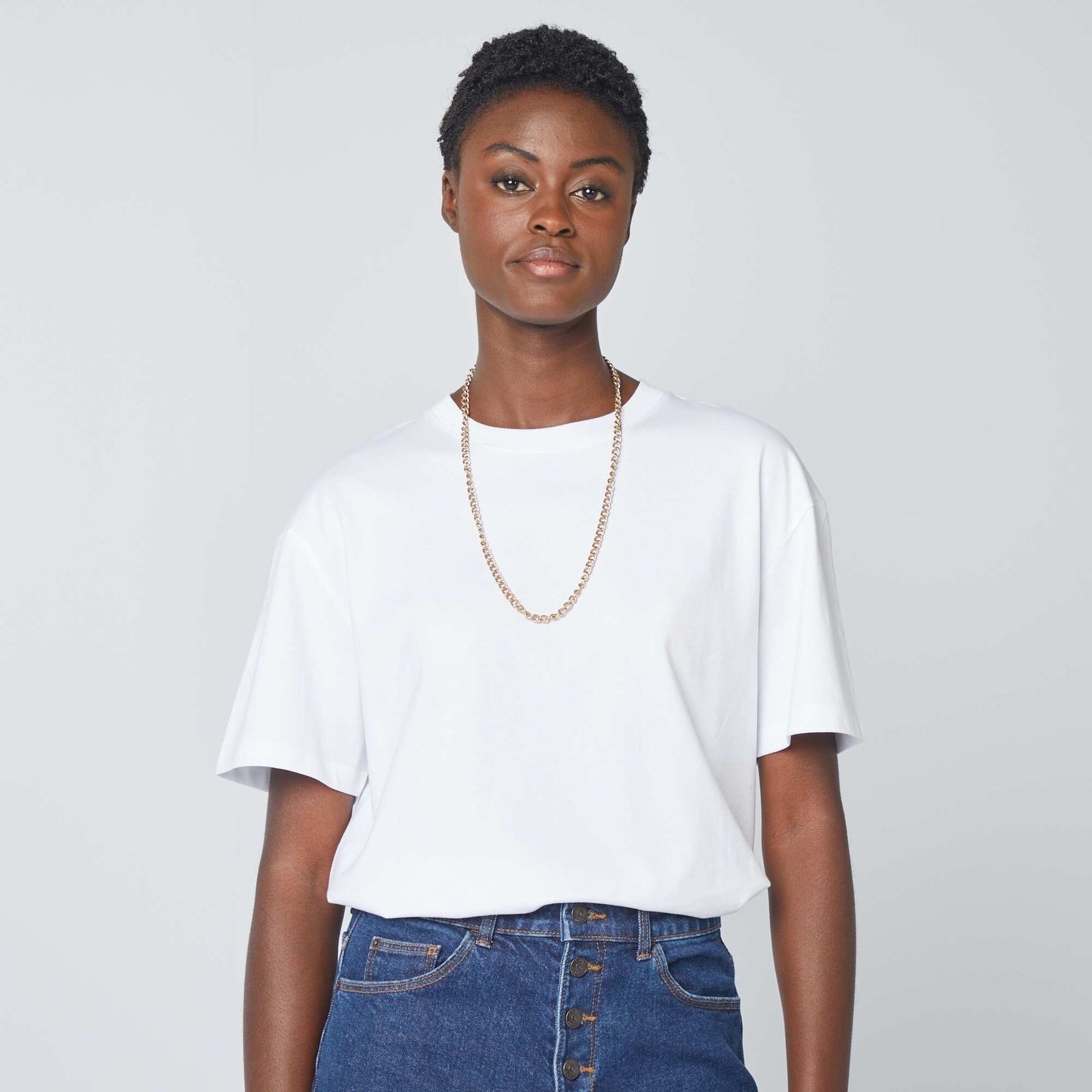 Camiseta oversize con cuello redondo blanco