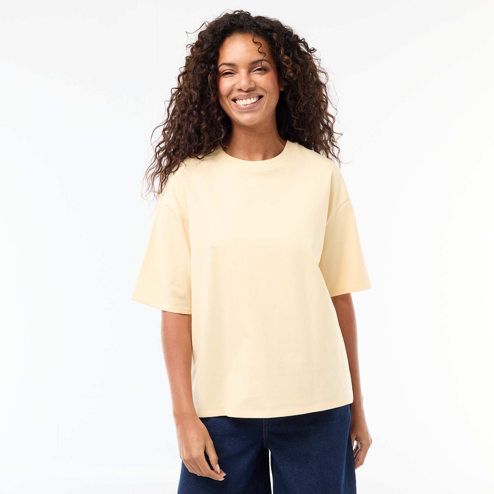 Camiseta oversize de cuello redondo AMARILLO
