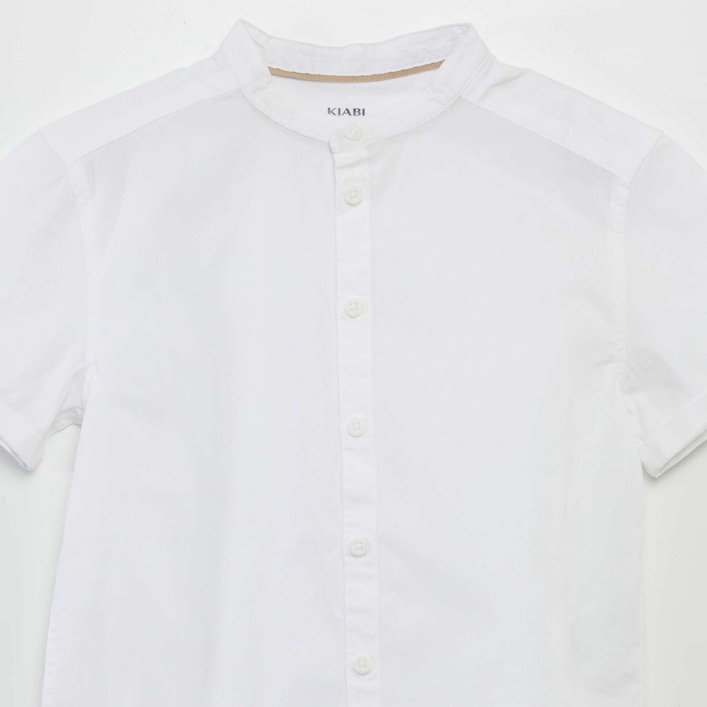 Camisa con cuello mao blanco