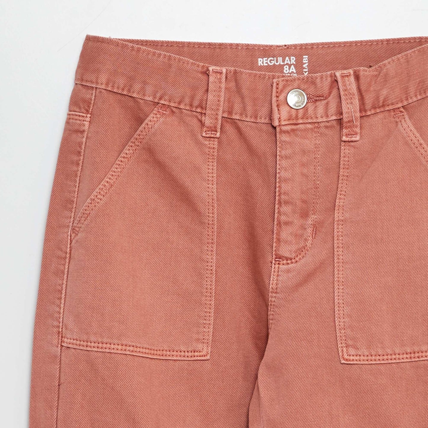 Pantalón jean con múltiples bolsillos ROSA
