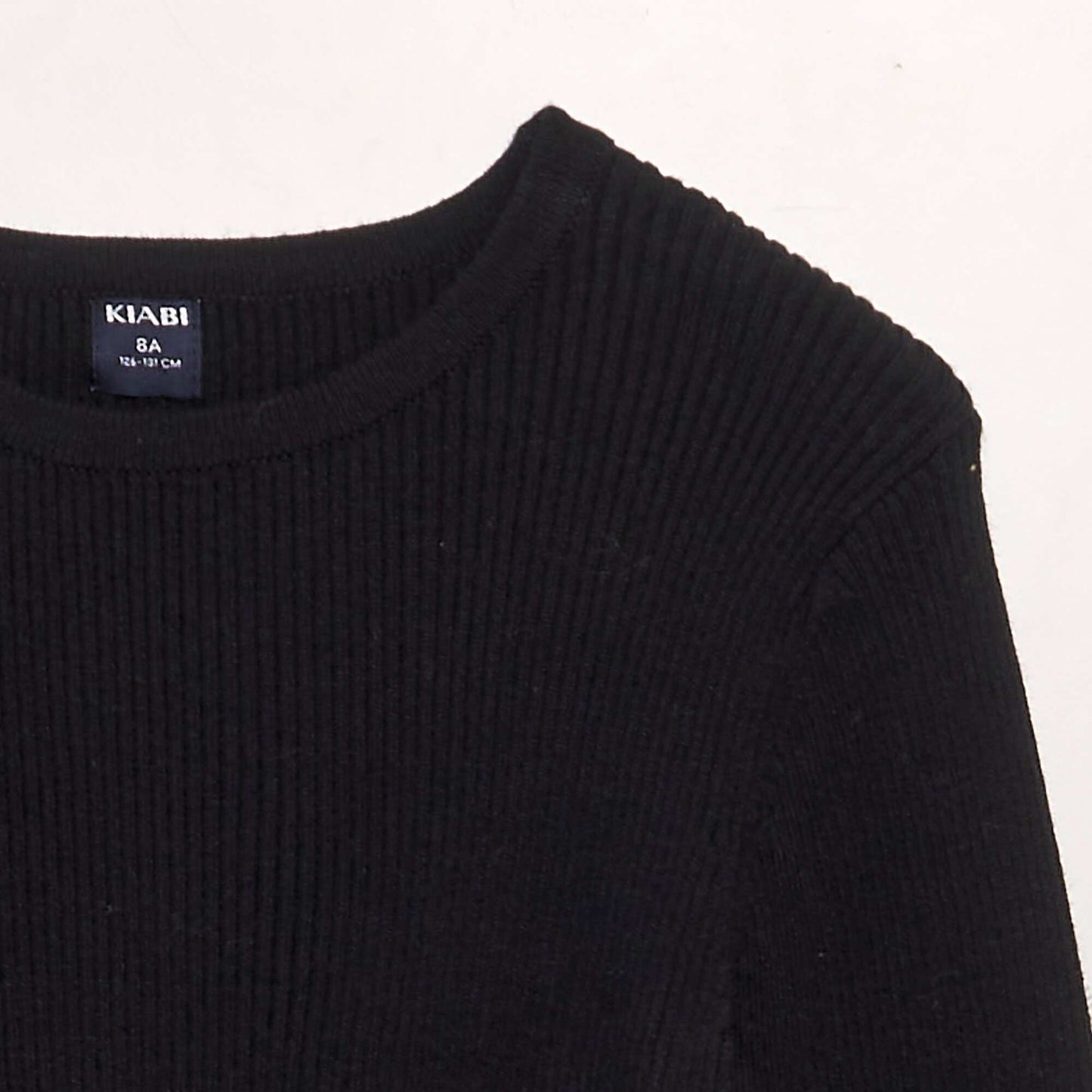 Sweater de canalé negro