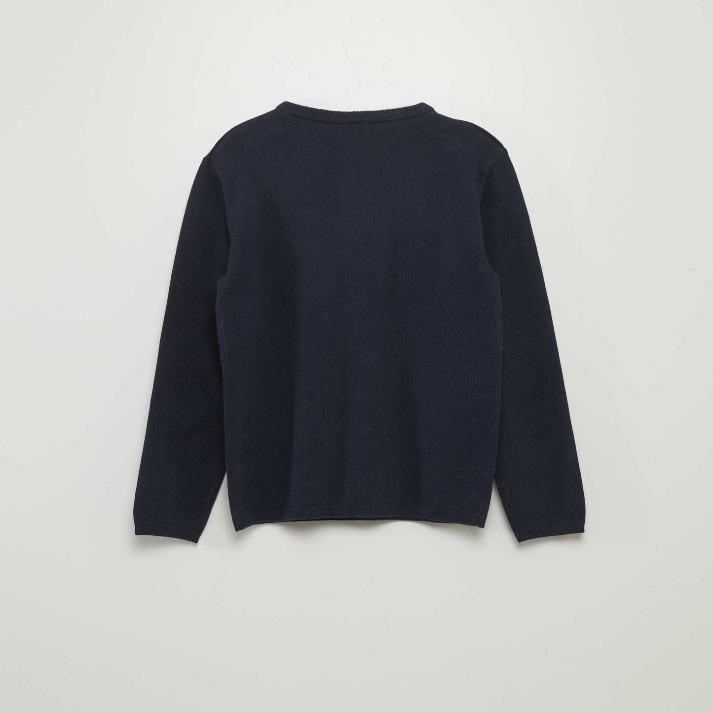 Sweater con cuello panadero abotonado azul