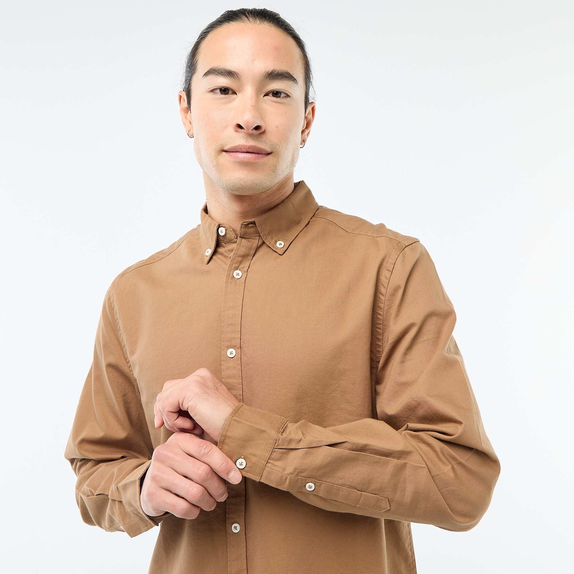 Camisa oxford regular fit MARRON