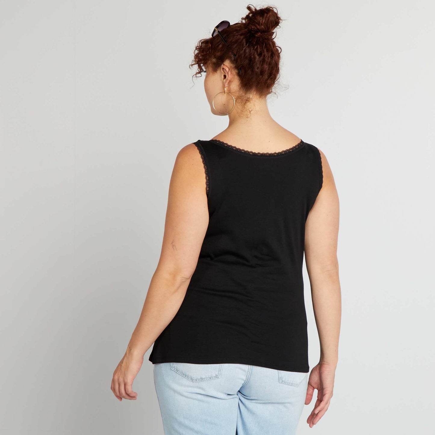 Camiseta de tirantes de punto de canalé negro