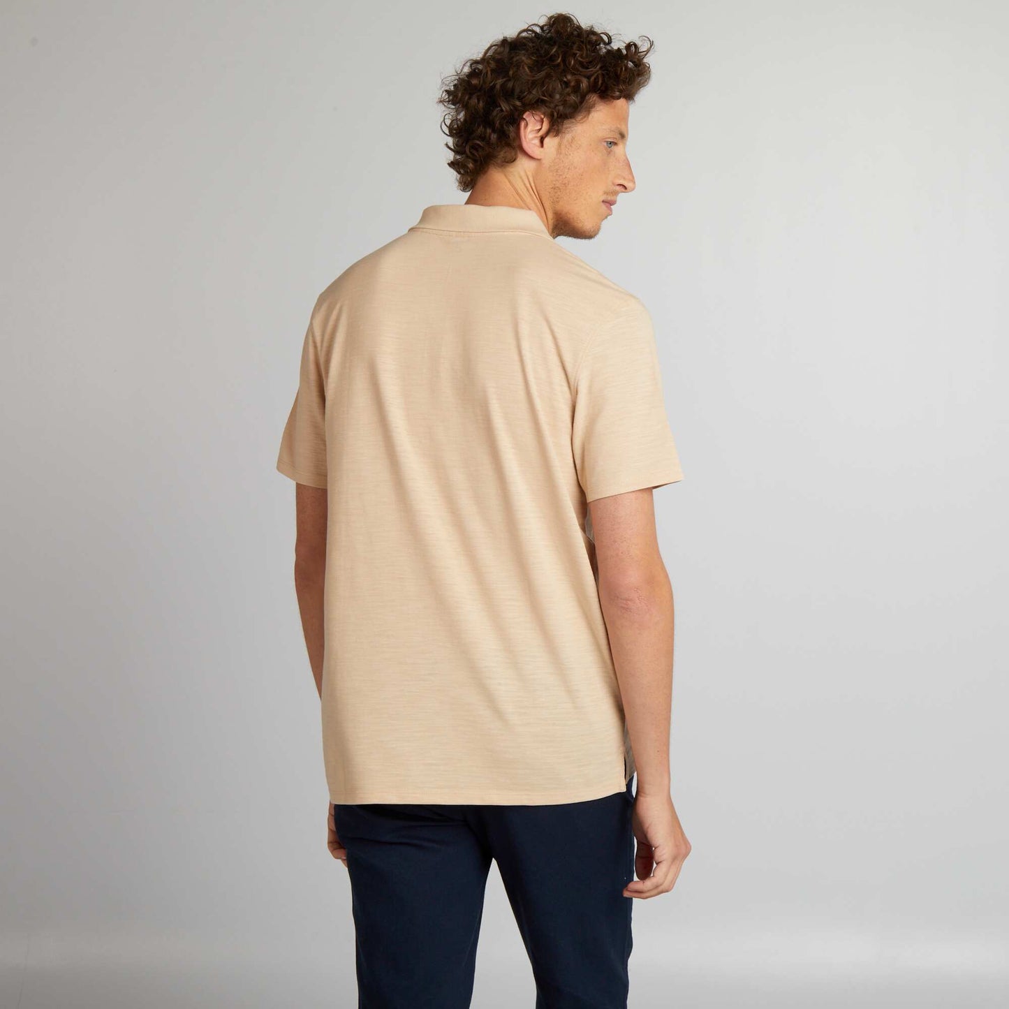 Remera de manga corta Regular fit BEIGE