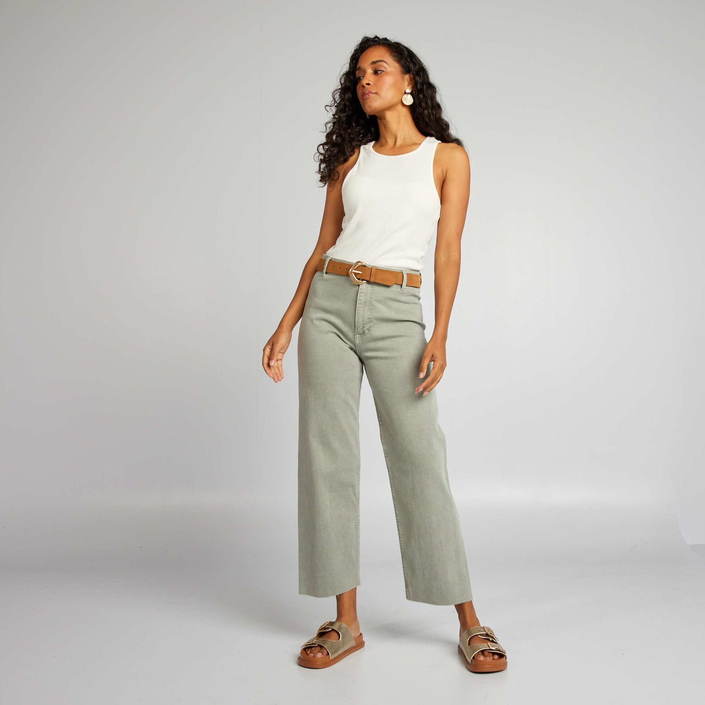 Pantalón recto wide leg - L28 KAKI