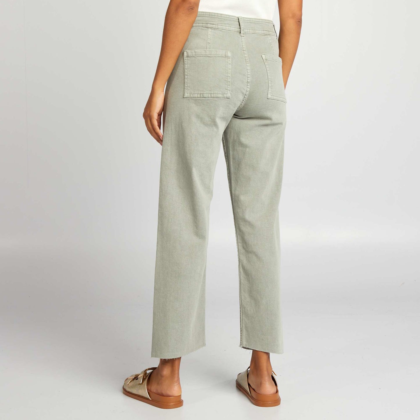 Pantalón recto wide leg - L28 KAKI