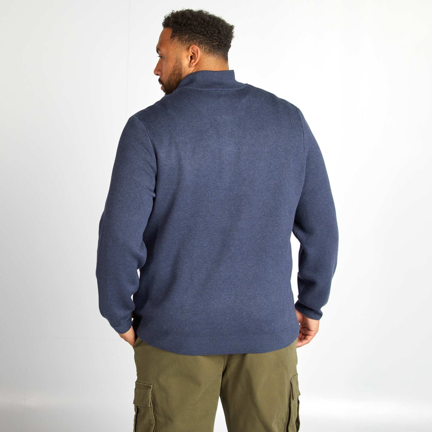 Sweater liso con cremallera en el cuello AZUL