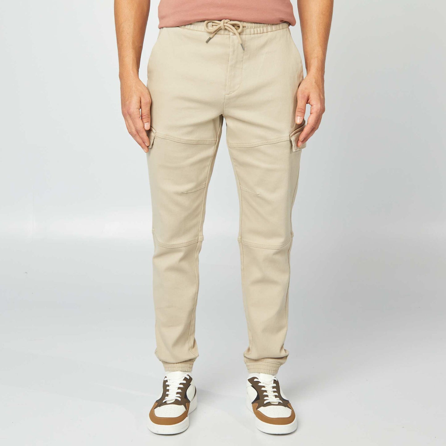 Pantalón multibolsillos liso BEIGE