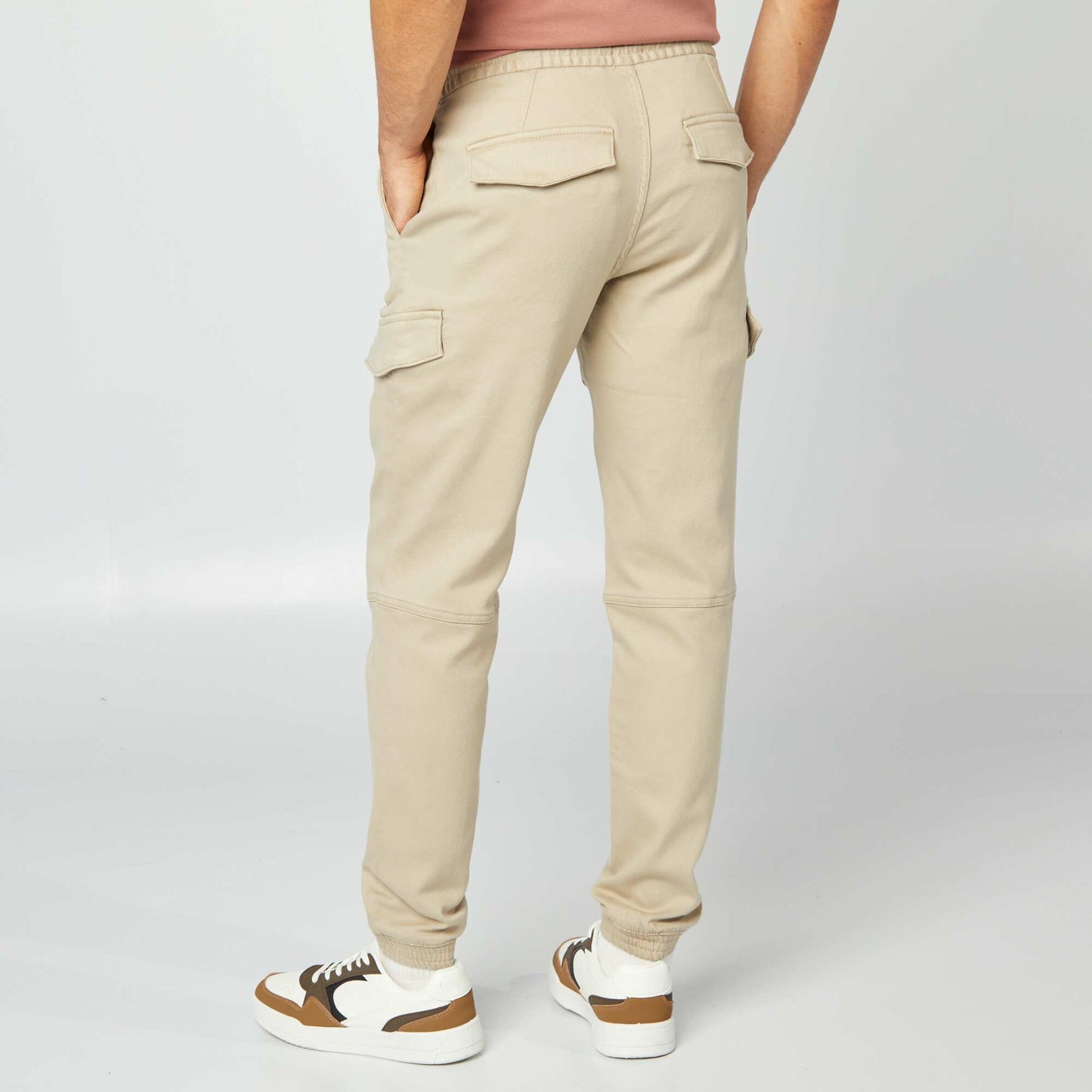 Pantalón multibolsillos liso BEIGE