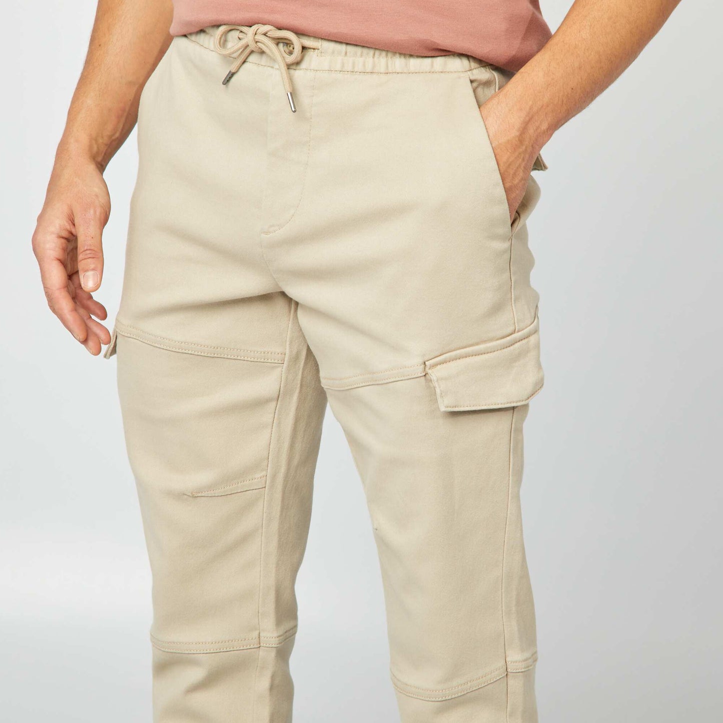 Pantalón multibolsillos liso BEIGE