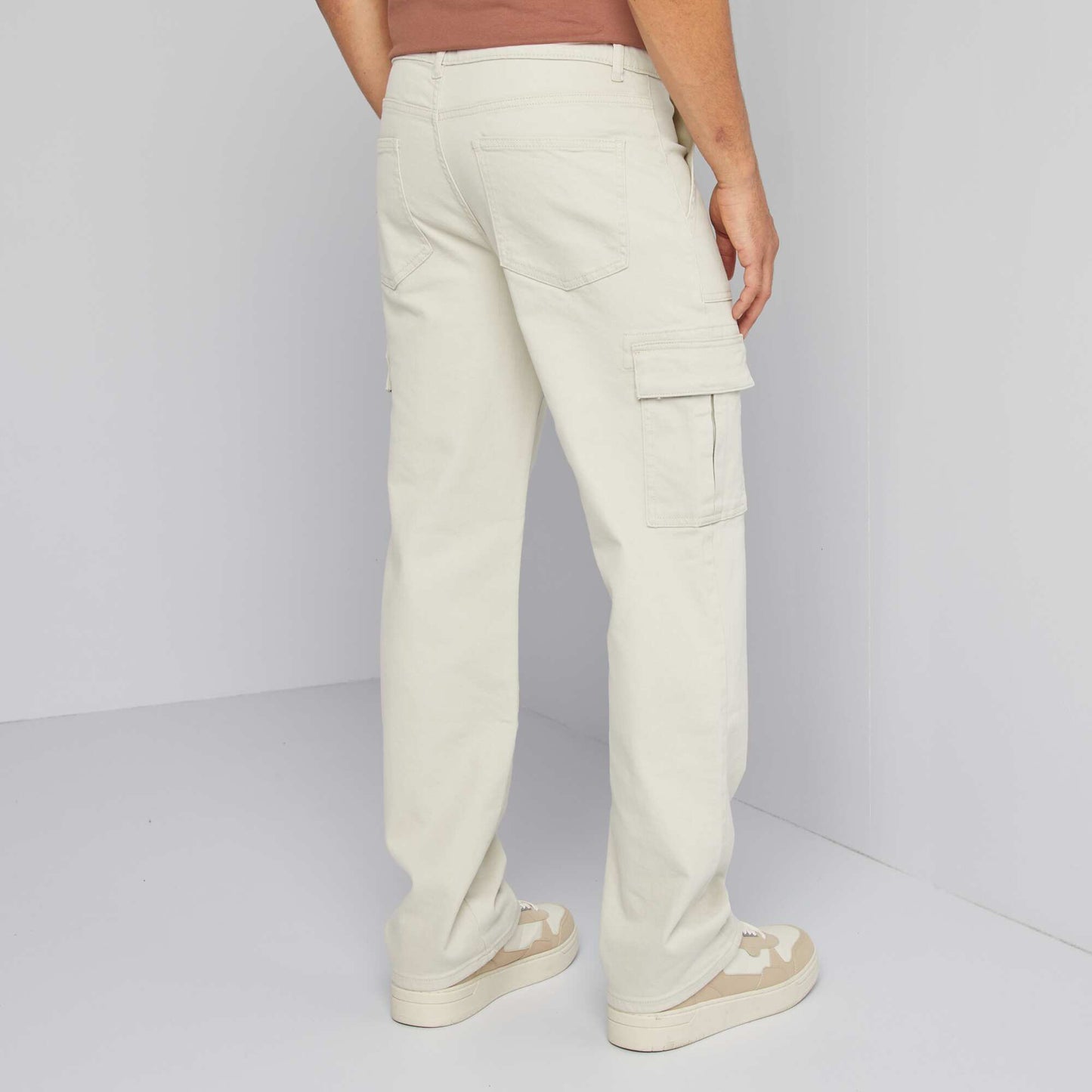 Pantalón multibolsillos corte ancho GRIS